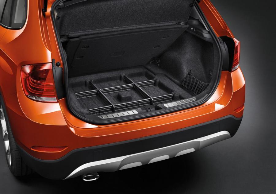  BMW X1 2015 года  (фото 2 из 18)
